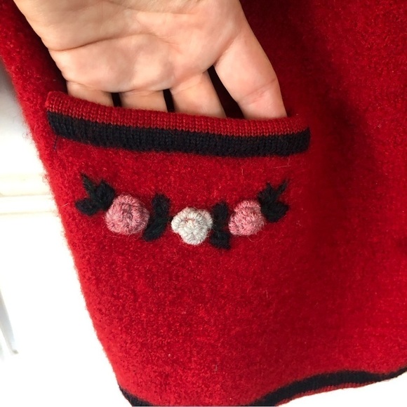 Vintage Cottagecore Red Embroidered Floral Wool Cozy Cardigan Jacket Small - Picture 6 of 7